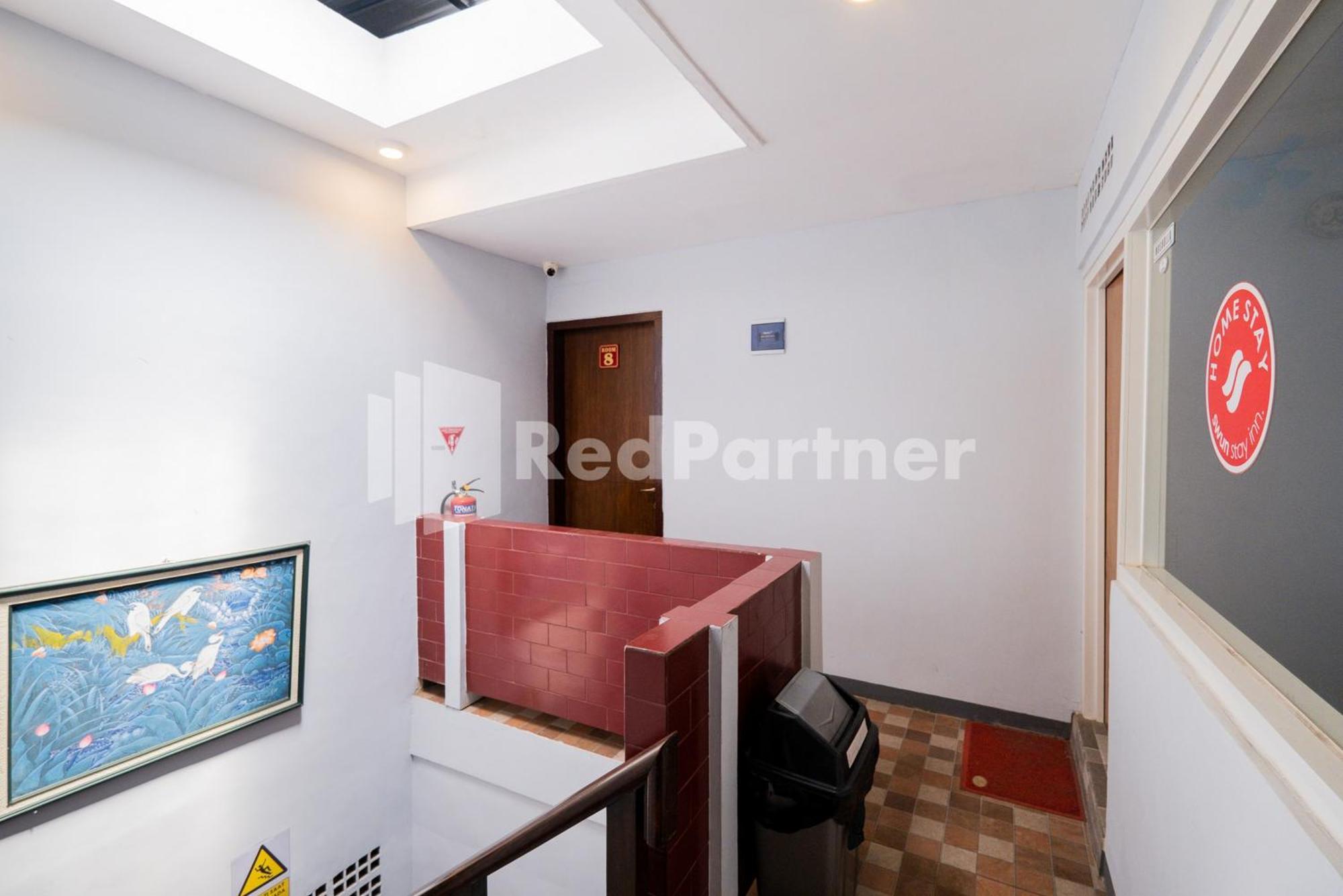 Swun Stay Inn At Sawahan Mitra Reddoorz Malang Exterior photo
