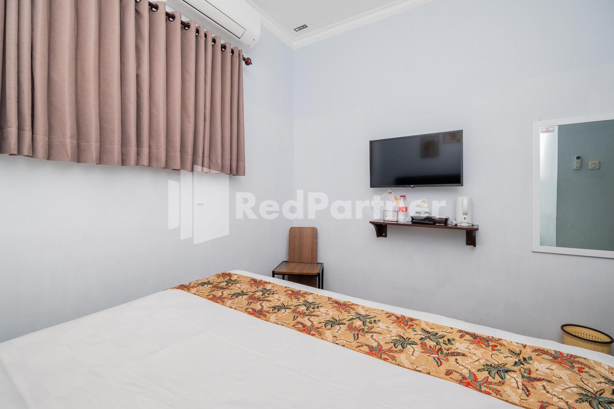Swun Stay Inn At Sawahan Mitra Reddoorz Malang Exterior photo