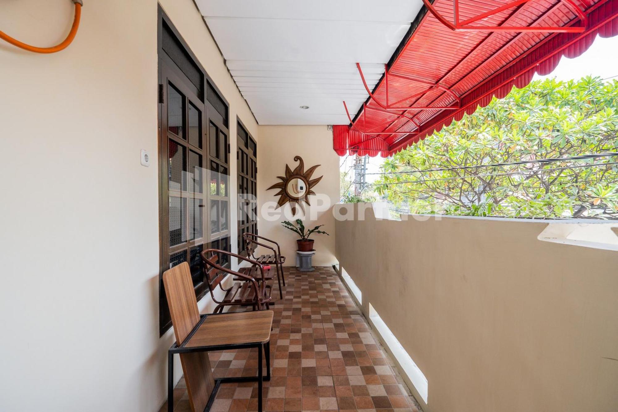 Swun Stay Inn At Sawahan Mitra Reddoorz Malang Exterior photo